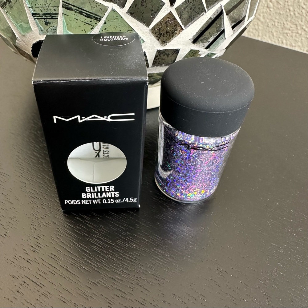 NWOT MAC Lavender Hologram Glitter Brillants